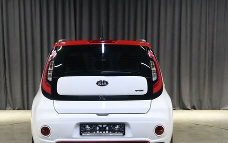 KIA Soul II рестайлинг, 2018 год, 1 349 000 рублей, 13 фотография