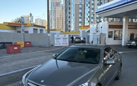 Mercedes-Benz E-Класс, 2010 год, 1 450 000 рублей, 3 фотография