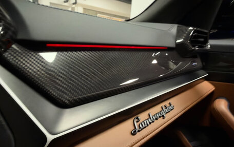 Lamborghini Urus I, 2025 год, 34 657 776 рублей, 29 фотография