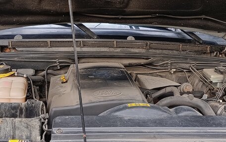 Land Rover Discovery III, 2004 год, 850 000 рублей, 10 фотография
