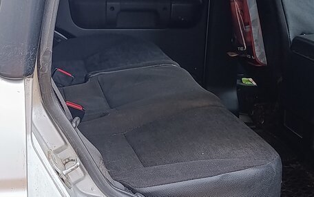 Land Rover Discovery III, 2004 год, 850 000 рублей, 8 фотография