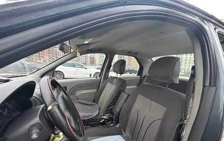 Renault Logan I, 2009 год, 490 000 рублей, 2 фотография