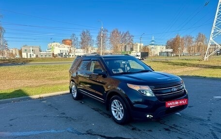 Ford Explorer V рестайлинг, 2014 год, 2 155 000 рублей, 3 фотография