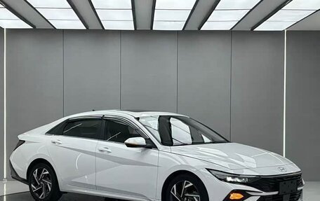 Hyundai Elantra, 2023 год, 1 730 000 рублей, 4 фотография