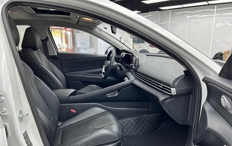 Hyundai Elantra, 2023 год, 1 730 000 рублей, 20 фотография