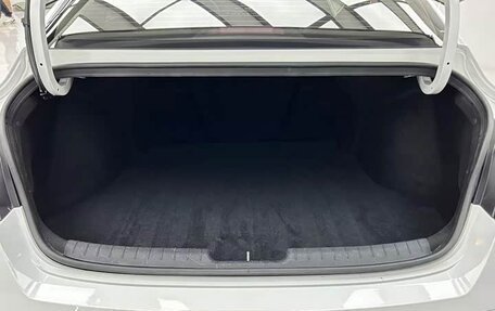Hyundai Elantra, 2023 год, 1 730 000 рублей, 22 фотография