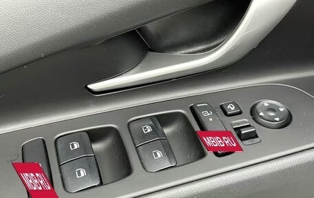 Hyundai Elantra, 2023 год, 1 730 000 рублей, 16 фотография