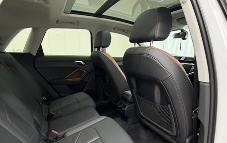 Audi Q3, 2022 год, 2 655 000 рублей, 16 фотография