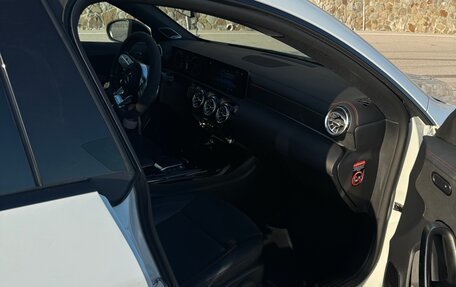 Mercedes-Benz CLA AMG, 2020 год, 4 300 000 рублей, 13 фотография