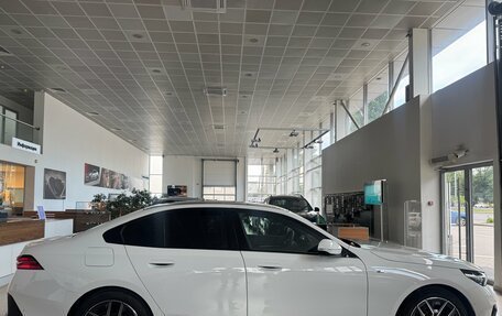 BMW 5 серия, 2025 год, 7 650 000 рублей, 7 фотография