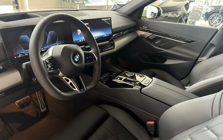 BMW 5 серия, 2025 год, 7 650 000 рублей, 12 фотография