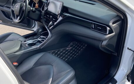 Toyota Camry, 2022 год, 3 450 000 рублей, 15 фотография