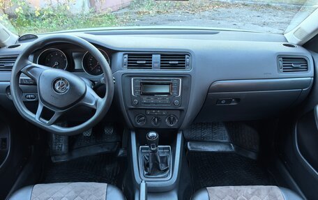Volkswagen Jetta VII, 2015 год, 1 380 000 рублей, 5 фотография