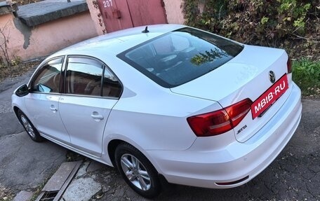 Volkswagen Jetta VII, 2015 год, 1 380 000 рублей, 4 фотография