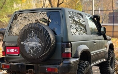 Mitsubishi Pajero III рестайлинг, 1995 год, 649 000 рублей, 3 фотография