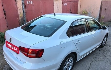 Volkswagen Jetta VII, 2015 год, 1 380 000 рублей, 2 фотография