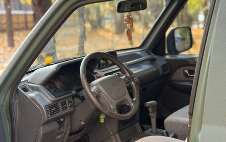 Mitsubishi Pajero III рестайлинг, 1995 год, 649 000 рублей, 6 фотография