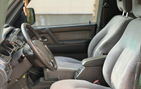 Mitsubishi Pajero III рестайлинг, 1995 год, 649 000 рублей, 7 фотография