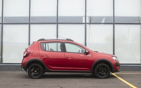 Renault Sandero II рестайлинг, 2018 год, 1 000 000 рублей, 8 фотография