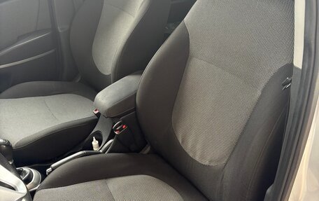 Hyundai Solaris II рестайлинг, 2011 год, 749 900 рублей, 8 фотография