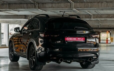 Infiniti FX II, 2012 год, 2 100 000 рублей, 2 фотография
