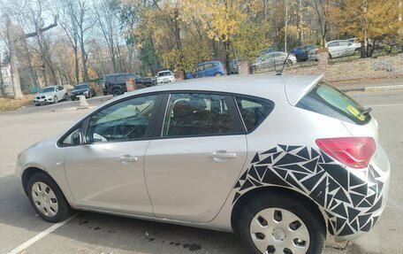 Opel Astra J, 2010 год, 450 000 рублей, 13 фотография