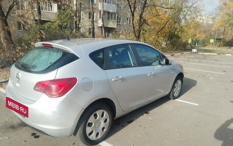 Opel Astra J, 2010 год, 450 000 рублей, 10 фотография
