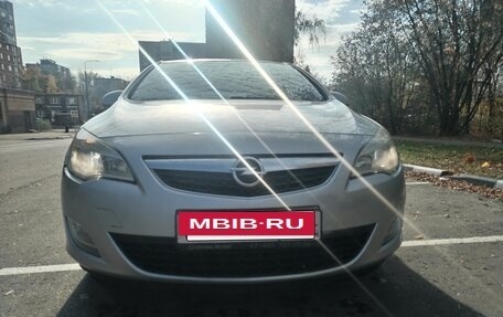 Opel Astra J, 2010 год, 450 000 рублей, 9 фотография