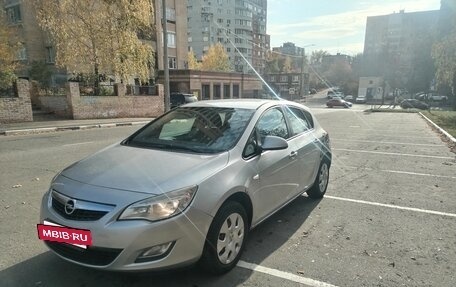 Opel Astra J, 2010 год, 450 000 рублей, 15 фотография