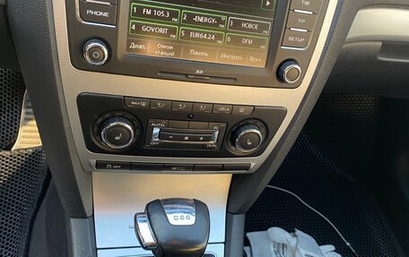 Skoda Octavia RS, 2011 год, 1 250 000 рублей, 15 фотография