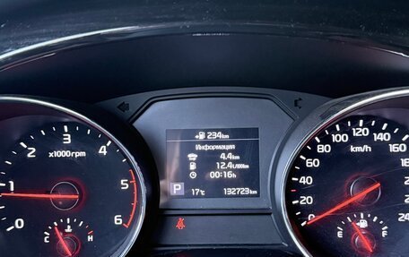 KIA Carnival III, 2018 год, 2 800 000 рублей, 15 фотография