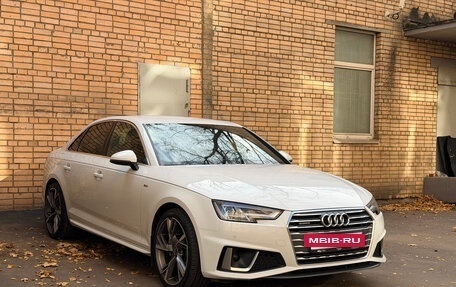 Audi A4, 2019 год, 3 000 000 рублей, 3 фотография