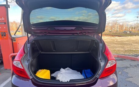 Hyundai Solaris II рестайлинг, 2013 год, 1 100 000 рублей, 14 фотография