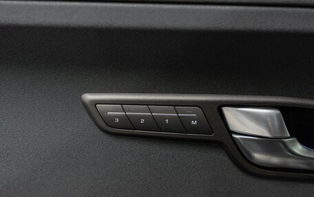 Land Rover Range Rover Evoque I, 2015 год, 2 250 000 рублей, 26 фотография