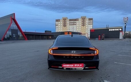 Hyundai Sonata VIII, 2022 год, 2 800 000 рублей, 5 фотография