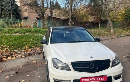 Mercedes-Benz C-Класс, 2013 год, 1 800 000 рублей, 2 фотография