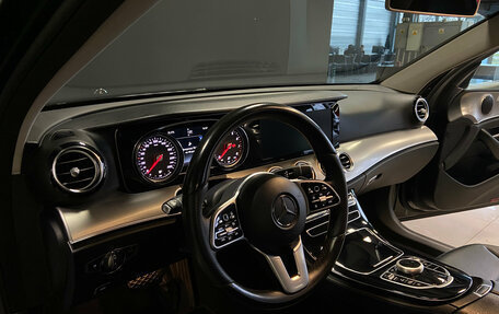 Mercedes-Benz E-Класс, 2018 год, 2 799 000 рублей, 14 фотография