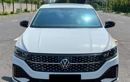 Volkswagen Lavida, 2023 год, 1 750 000 рублей, 2 фотография