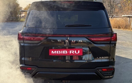 Lexus LX, 2022 год, 13 000 000 рублей, 10 фотография