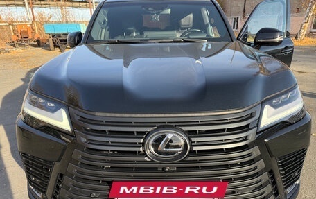 Lexus LX, 2022 год, 13 000 000 рублей, 23 фотография