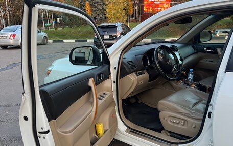 Toyota Highlander III, 2008 год, 1 580 000 рублей, 9 фотография
