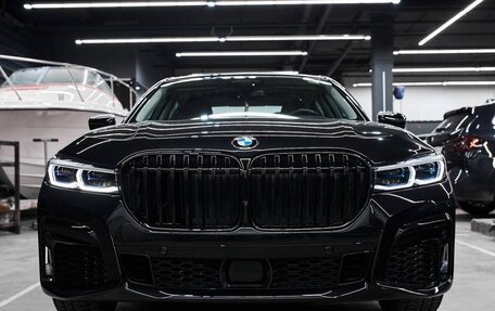 BMW 7 серия, 2022 год, 3 900 000 рублей, 1 фотография