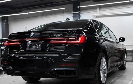 BMW 7 серия, 2022 год, 3 900 000 рублей, 9 фотография