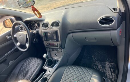 Ford Focus II рестайлинг, 2010 год, 320 000 рублей, 2 фотография