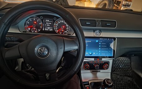 Volkswagen Passat B7, 2011 год, 850 000 рублей, 6 фотография