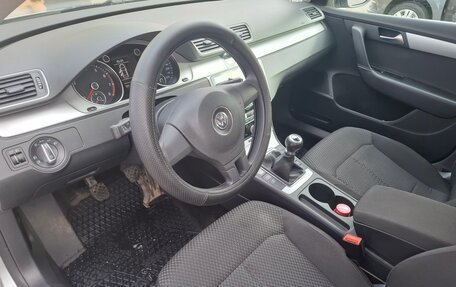 Volkswagen Passat B7, 2011 год, 850 000 рублей, 9 фотография