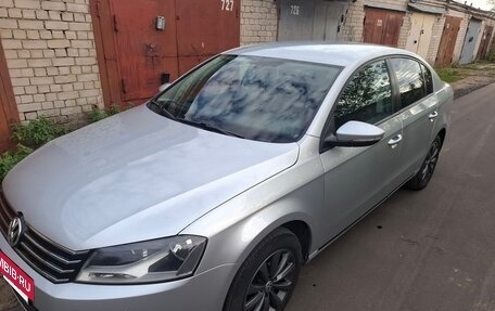 Volkswagen Passat B7, 2011 год, 850 000 рублей, 3 фотография