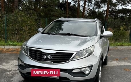 KIA Sportage III, 2013 год, 1 050 000 рублей, 2 фотография