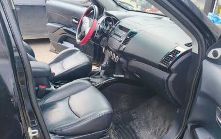 Mitsubishi Outlander III рестайлинг 3, 2008 год, 1 000 000 рублей, 19 фотография