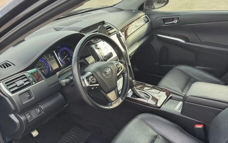 Toyota Camry, 2017 год, 2 000 000 рублей, 11 фотография